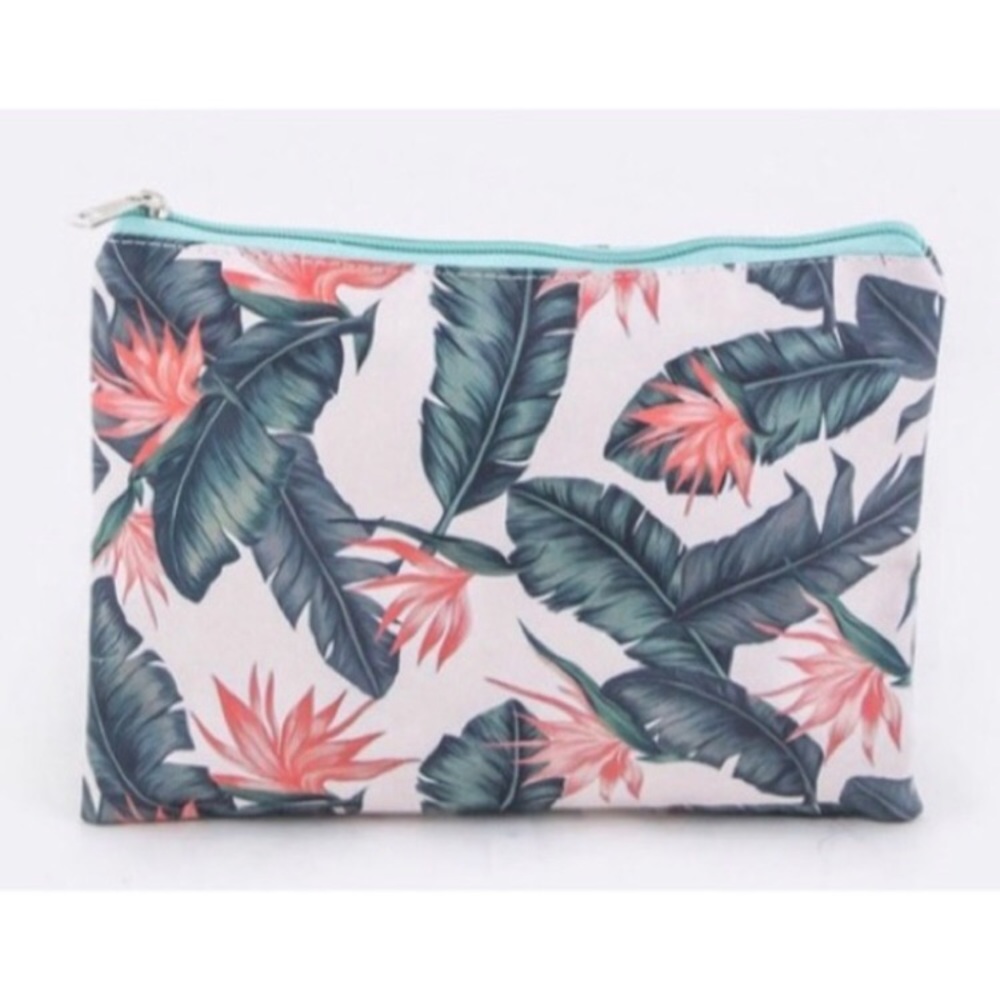 Final Sale! 🌴Tropical Leaf Pattern Makeup Bag